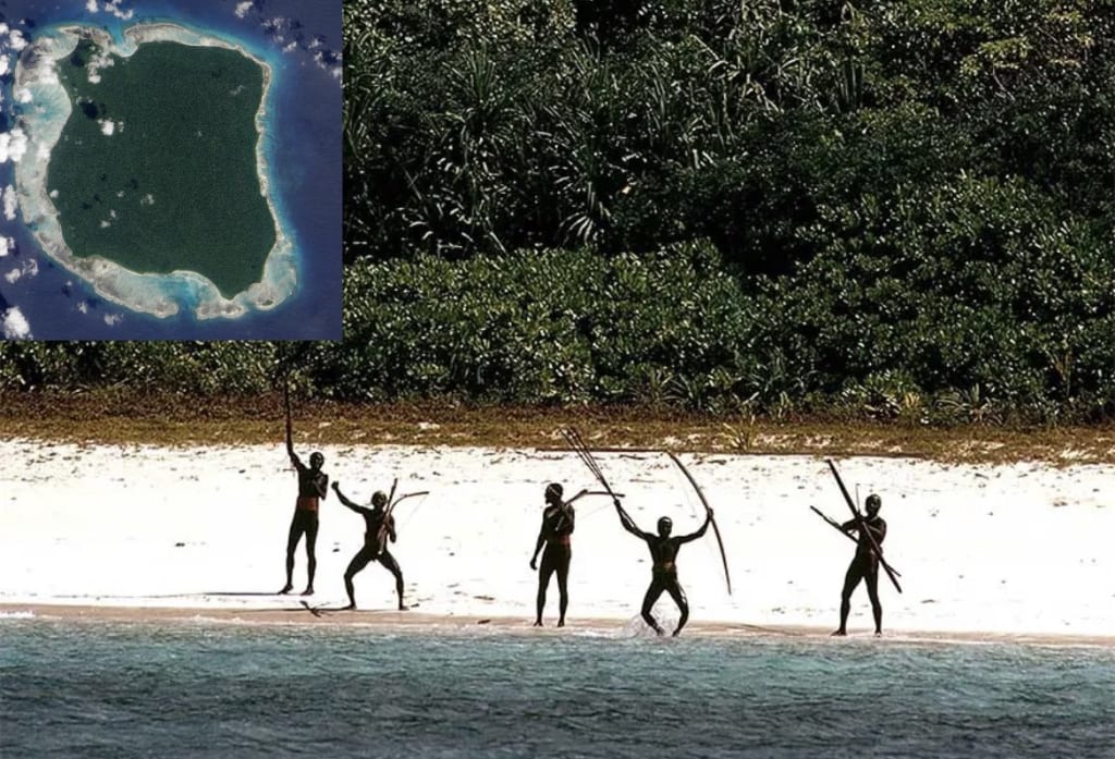 9. North Sentinel Island –  निषिद्ध, खतरनाक और रहस्यमय जगह